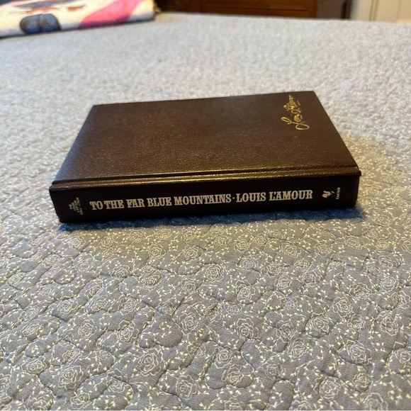 Louis L’Amour Book Leatherette Brown Gold Letters To The Far Blue Mountians - Picture 4 of 7